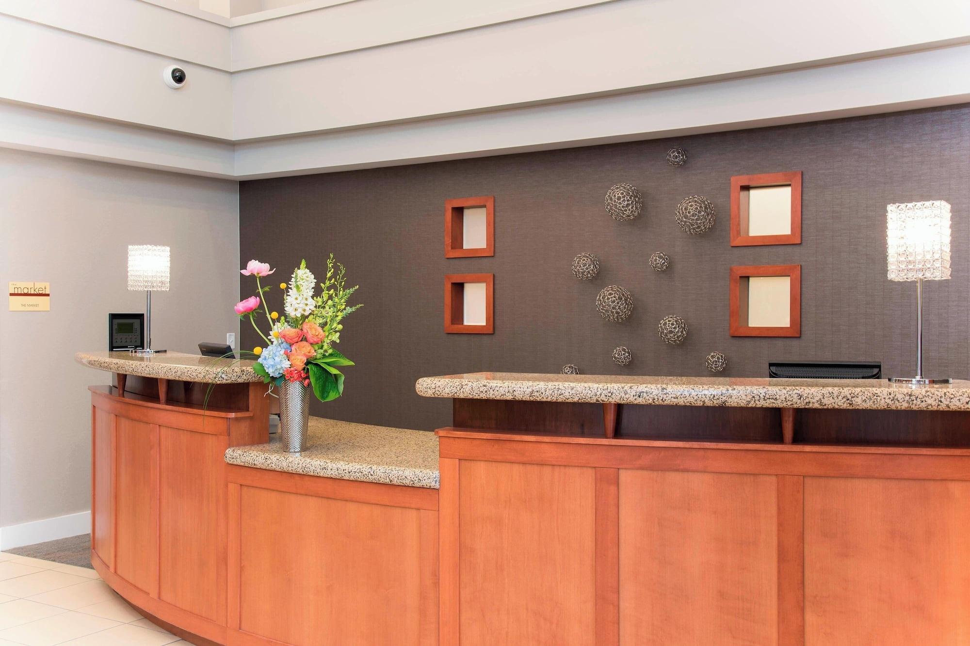 Vista Lobby Residence Inn by Marriott Toledo Maumee