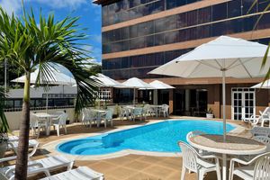 Alojamiento - Las Brisas Beach Hotel