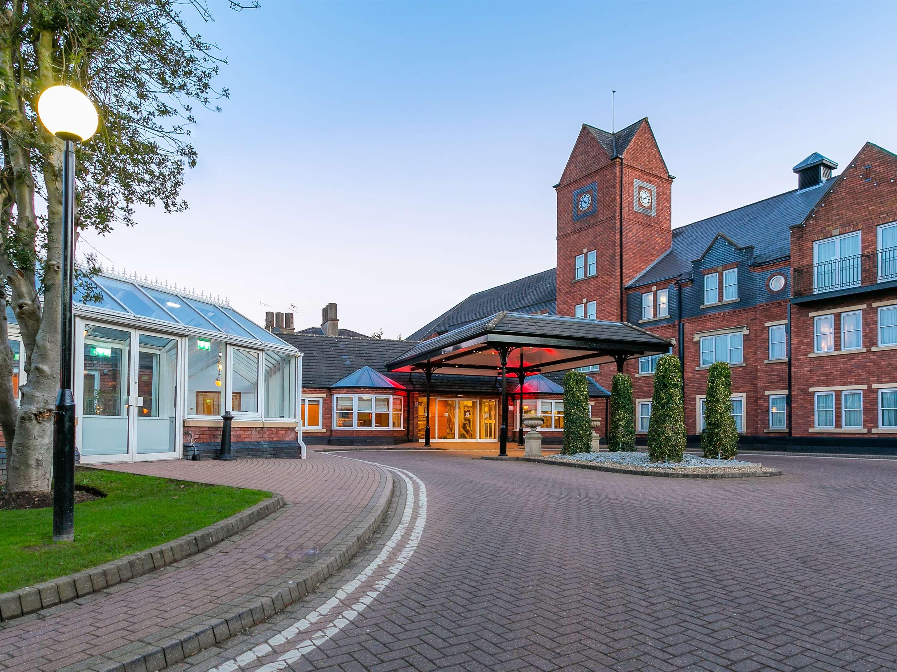 Vista Exterior The Park Royal Hotel & Spa