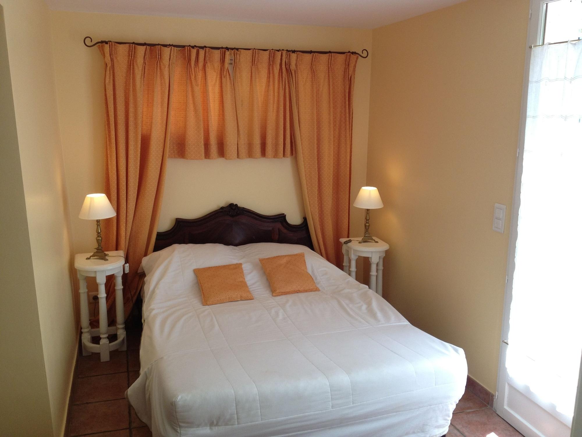 Habitación B&B With Charm - Quiet With Kitchen & sw Pool