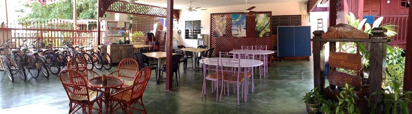 Restaurant Budget Beach Resort