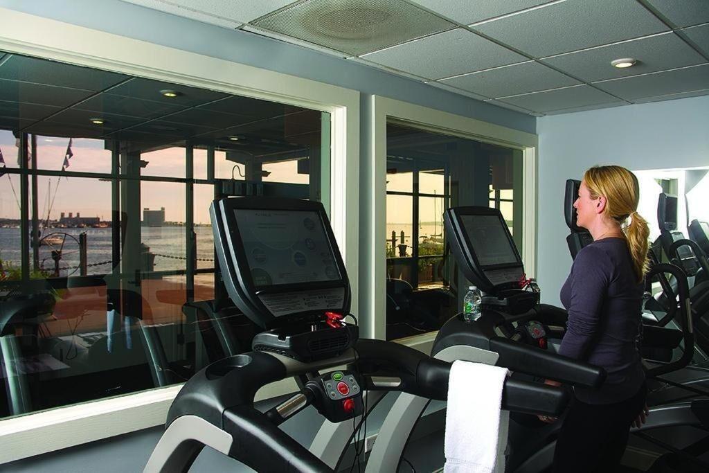 Gimnasio Boston Yacht Haven Inn & Marina