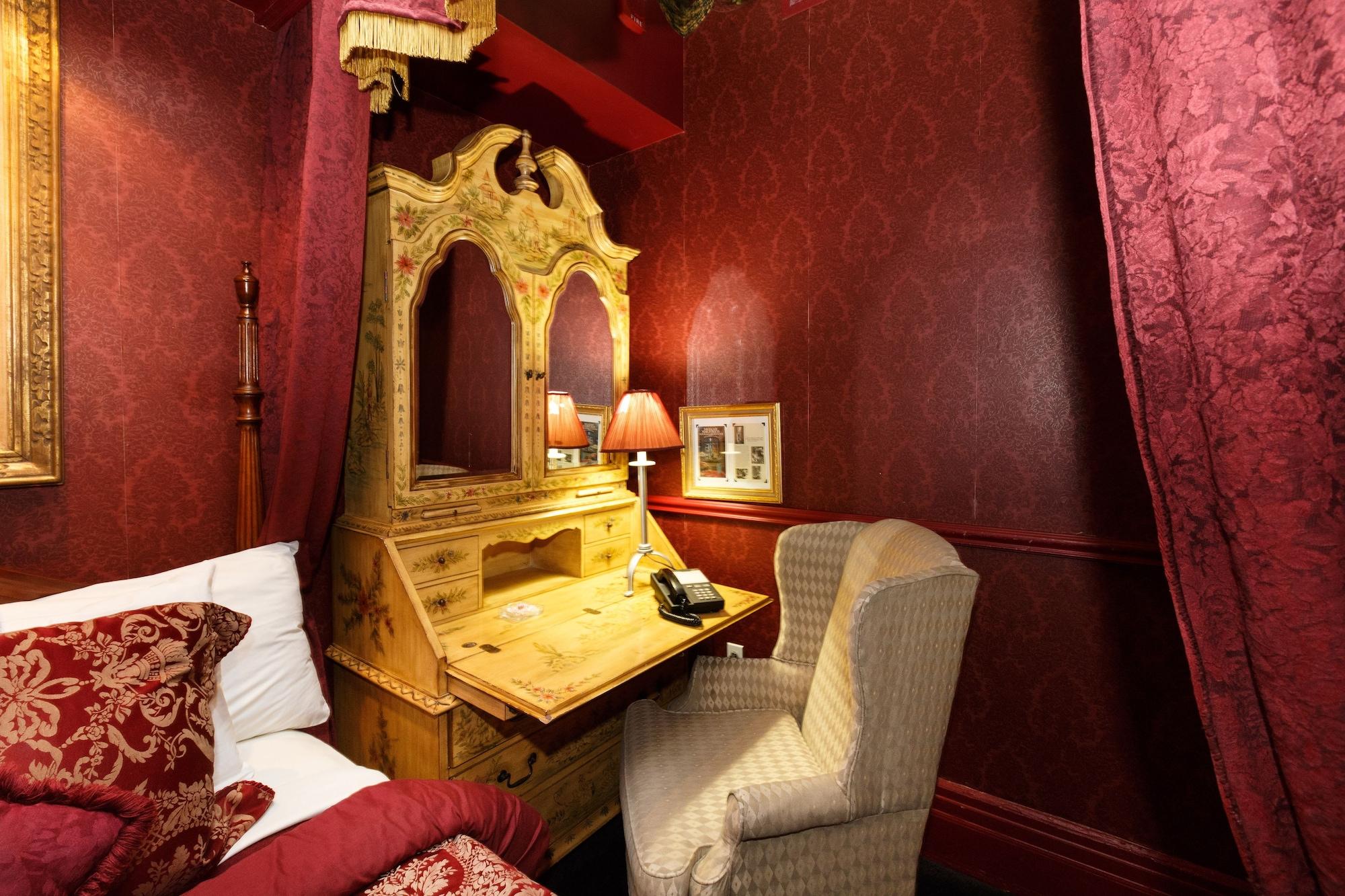 Set de Habitación Boggs Mansion