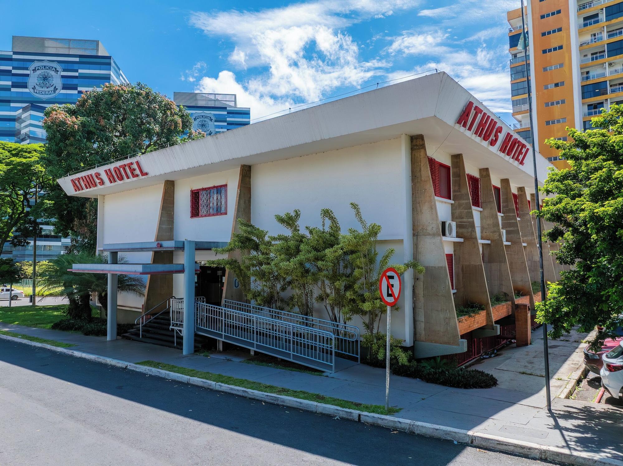 Varios Athus Hotel by Bsb Inn