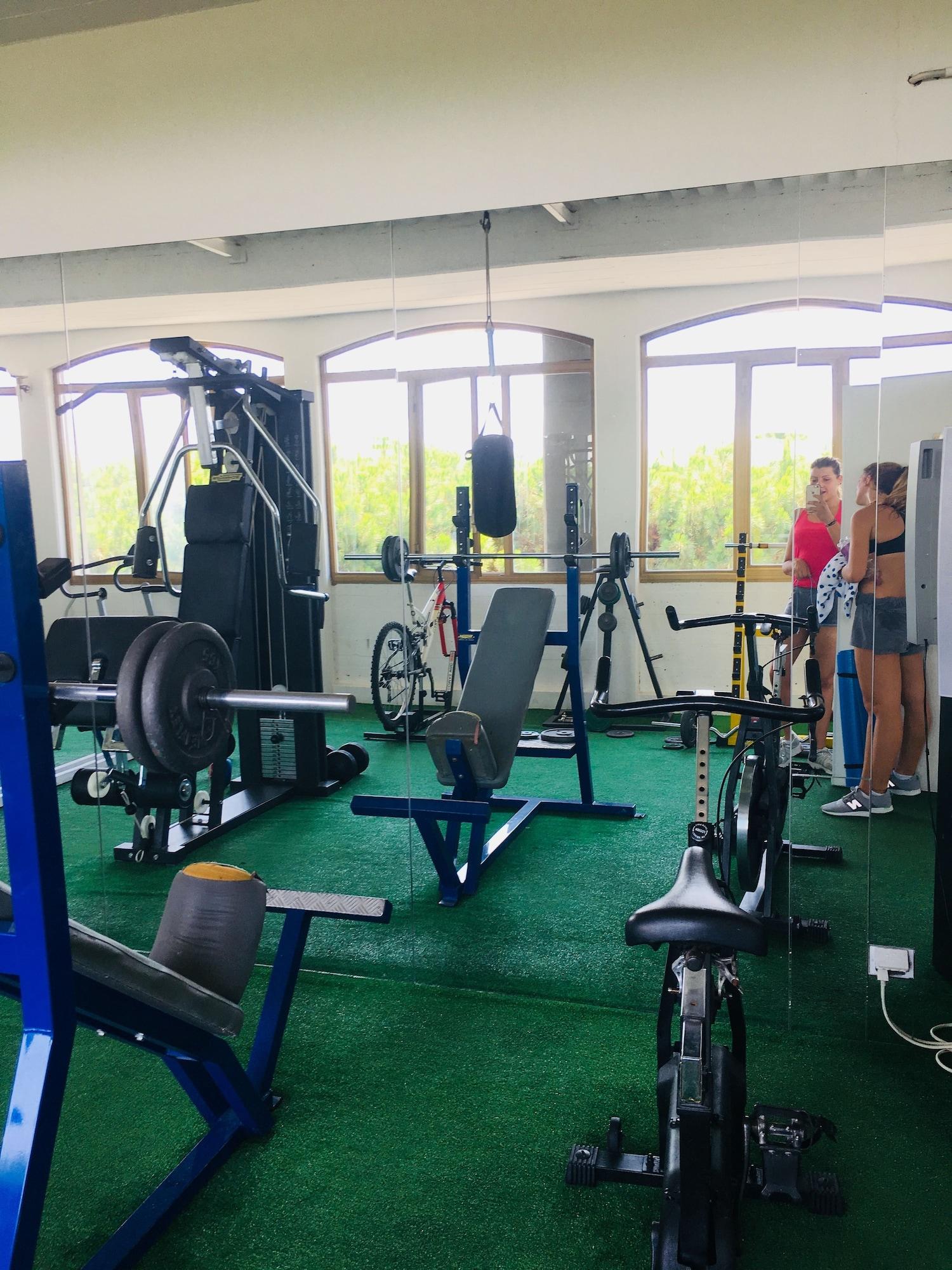 Gimnasio Hotel Deanna Golf