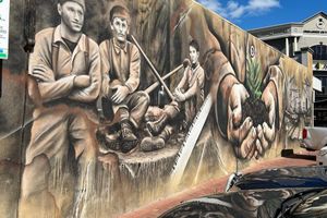 Actividad - Recorrido por los bares pequeños y el arte callejero