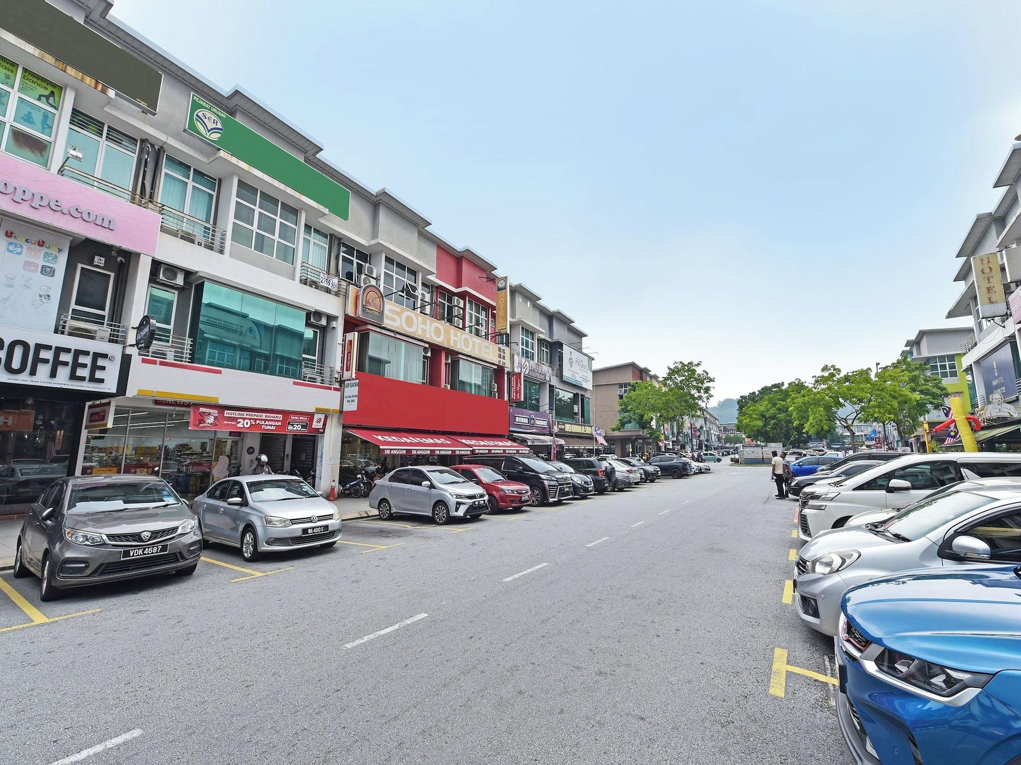 Vista Exterior OYO 90853 New Soho Hotel