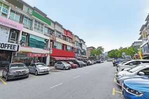 Alojamiento - OYO 90853 New Soho Hotel