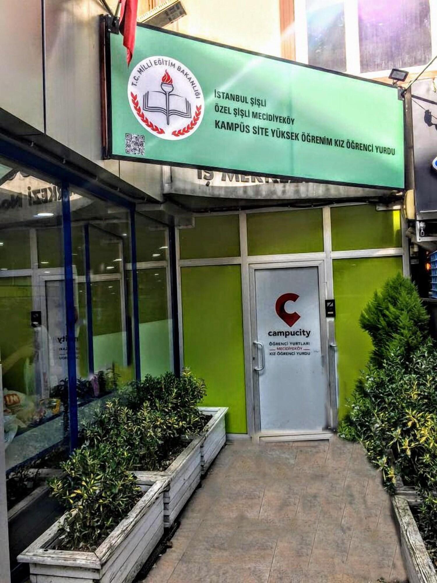 Vista Exterior Campucity Kiz Ogrenci Yurdu Sisli - Hostel