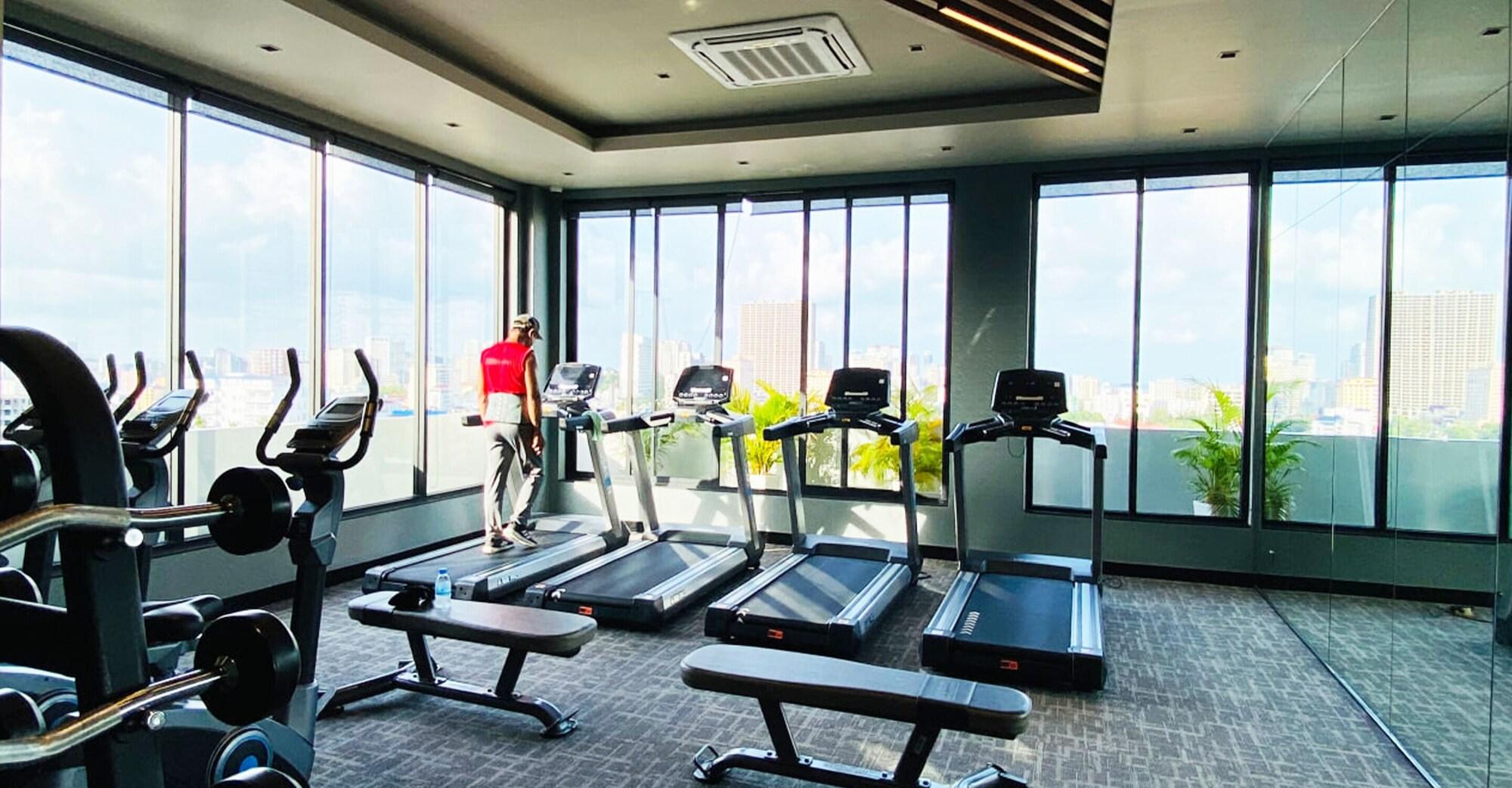 Gimnasio Siha Treasure Hotel