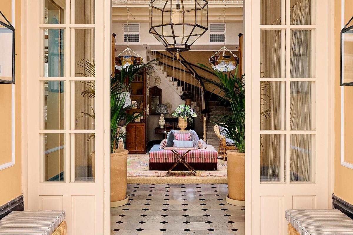 Vista Lobby Cristine Bedfor Guest Houses Malaga