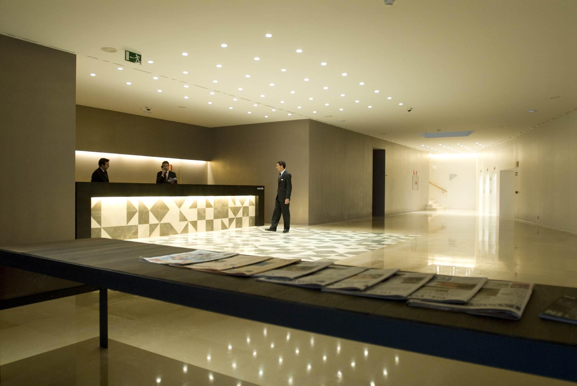 Vista Lobby Hotel Continental