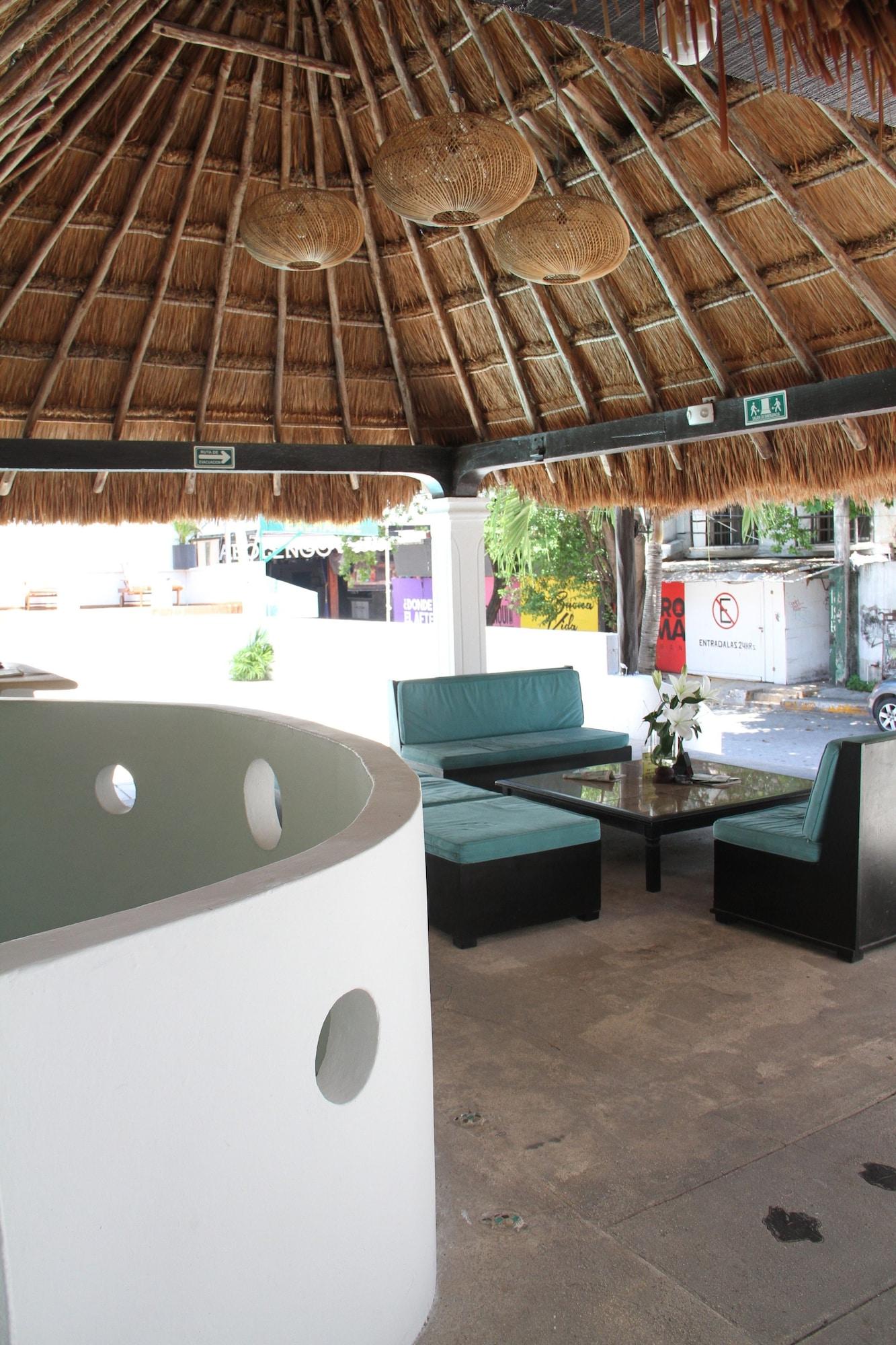 Vista Lobby Tropical Casablanca Party Zone