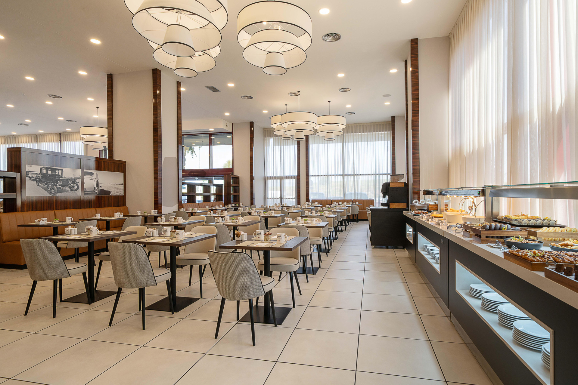 Restaurant Exe Convention Plaza Madrid