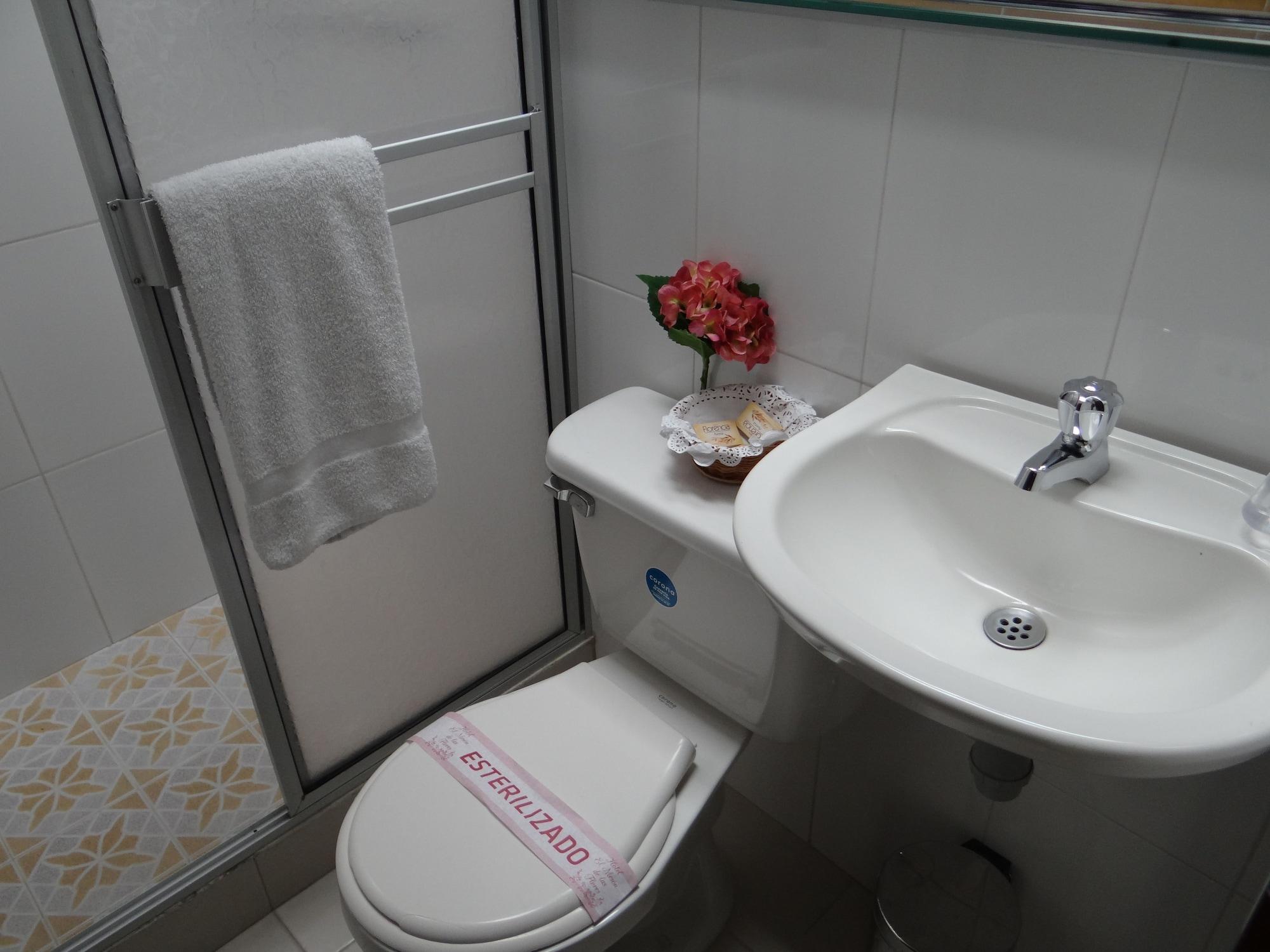 Equipamiento de Habitación Hotel el Meson de las Flores