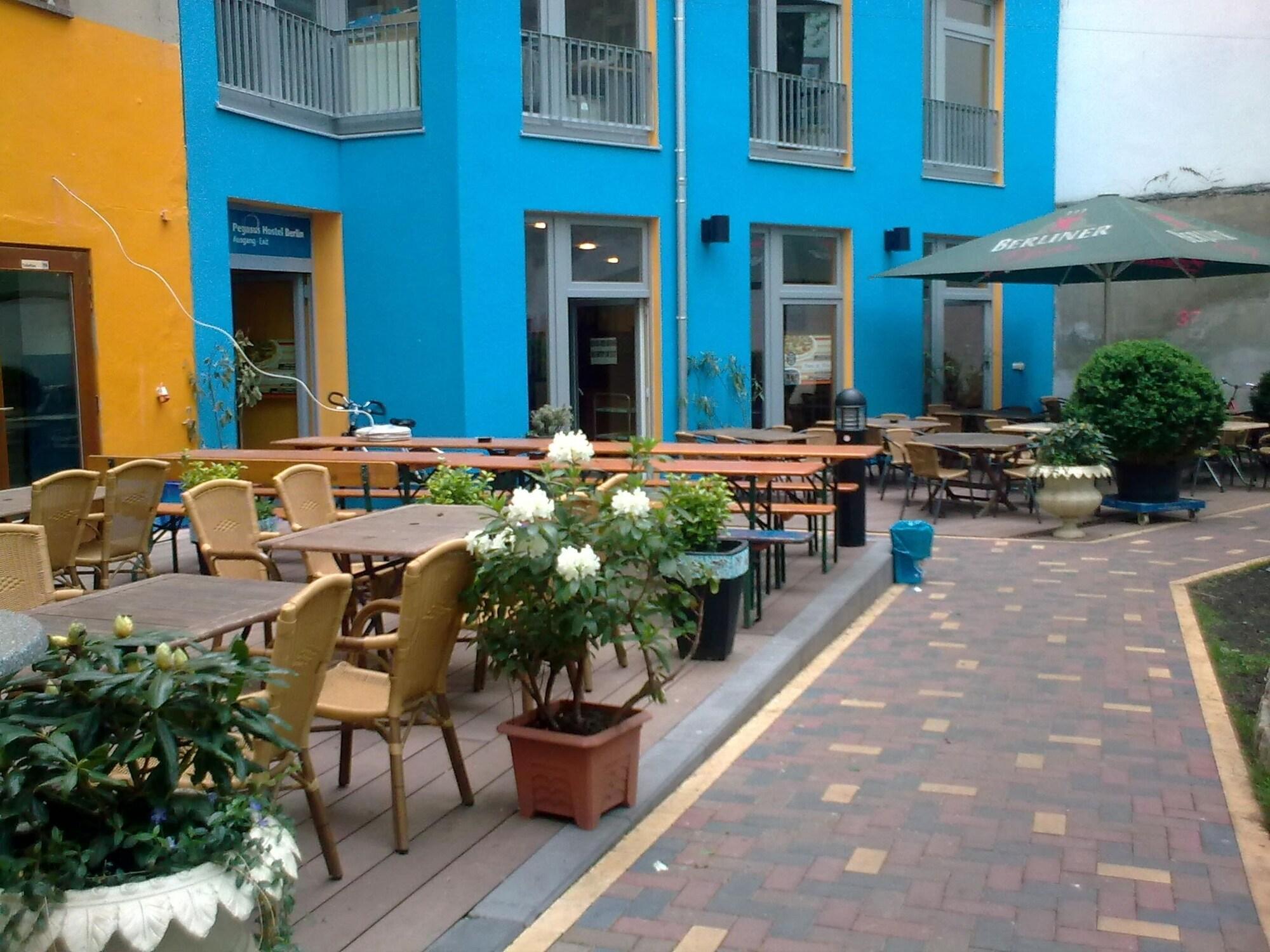 Varios Pegasus Hostel