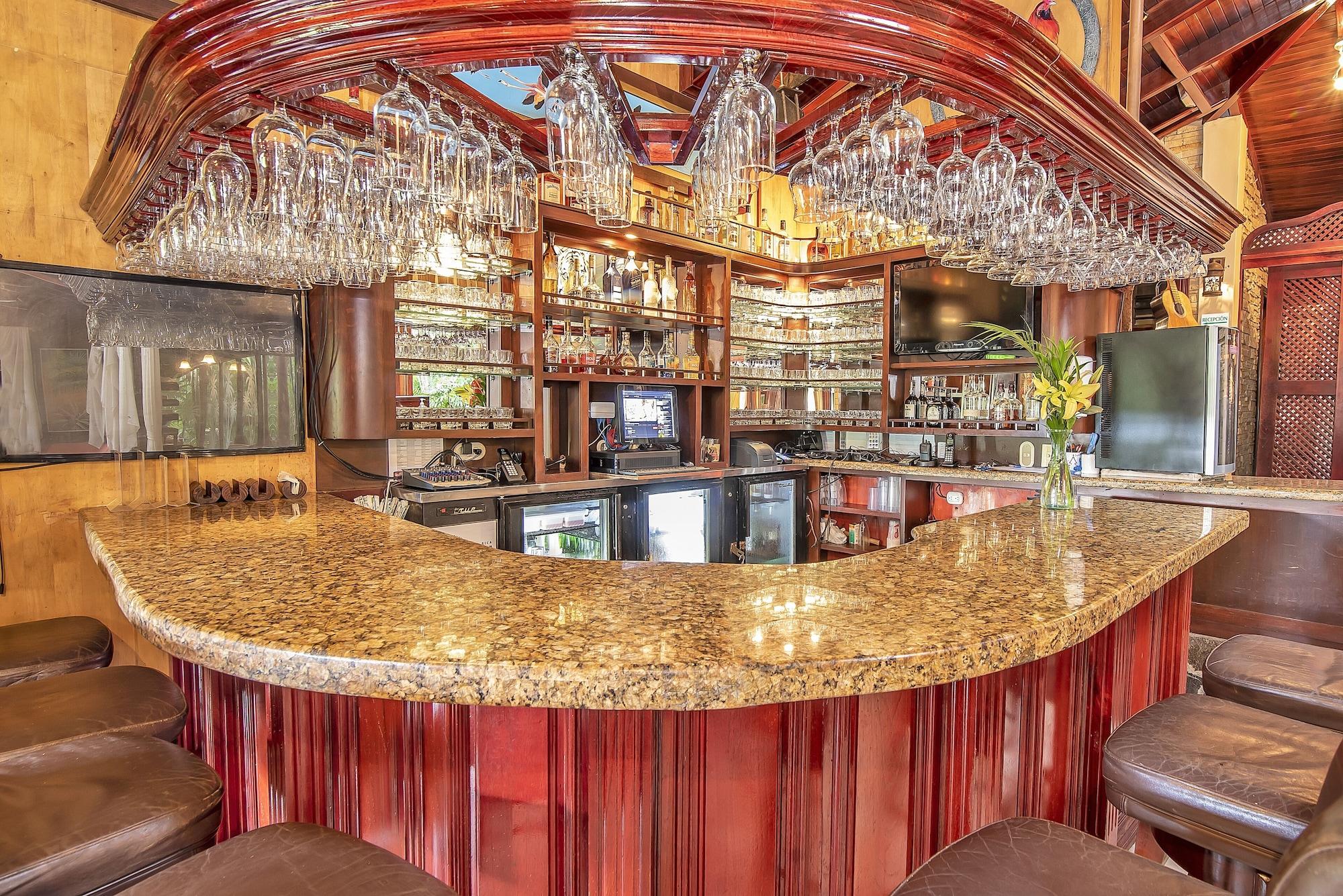 Bar/Salón Hotel Villas Lirio