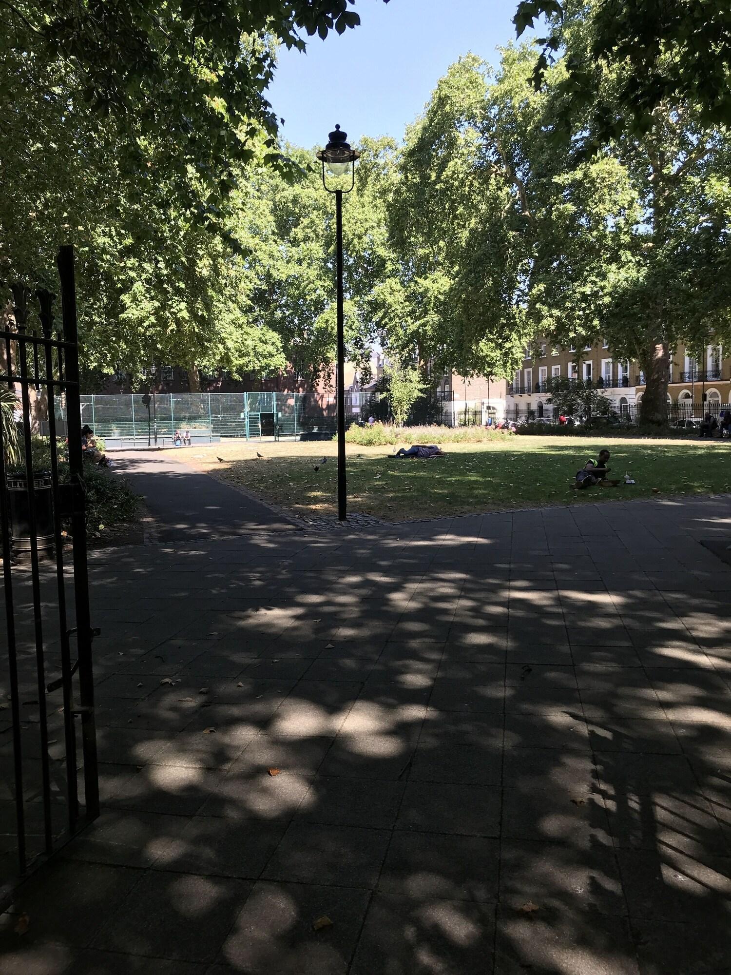 Vista Exterior The Melville Hotel by Rokxy - Kings Cross