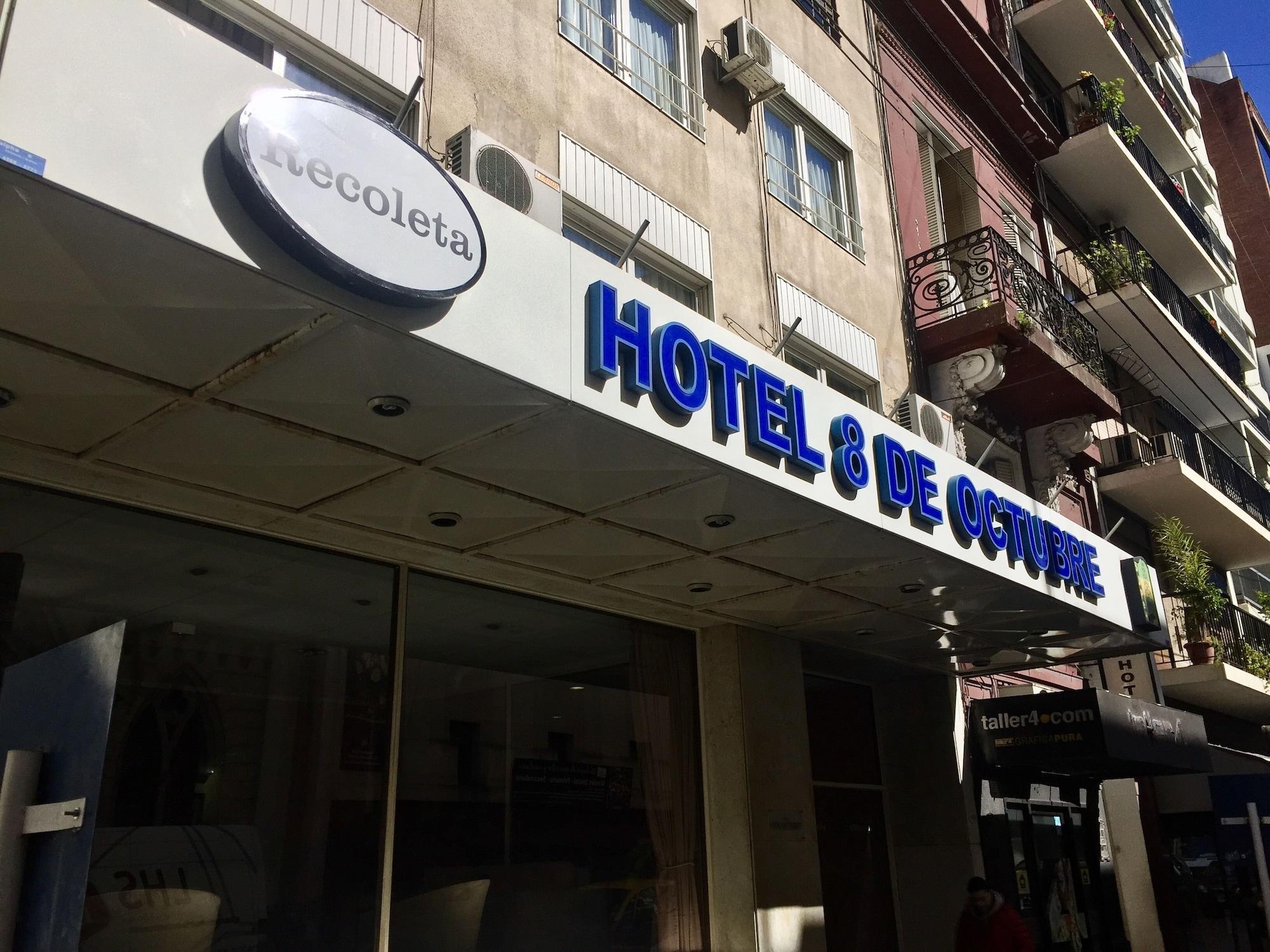 Vista Exterior Hotel 8 de Octubre