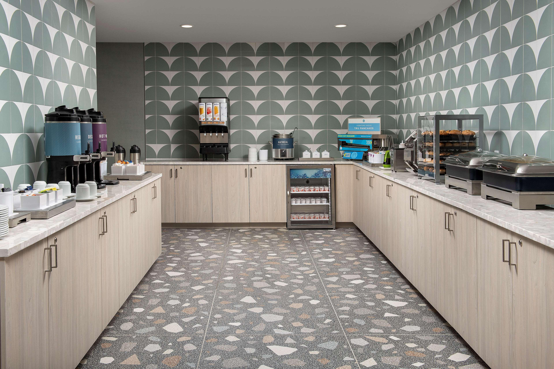 Restaurant Home2 Suites By Hilton Miami Airport