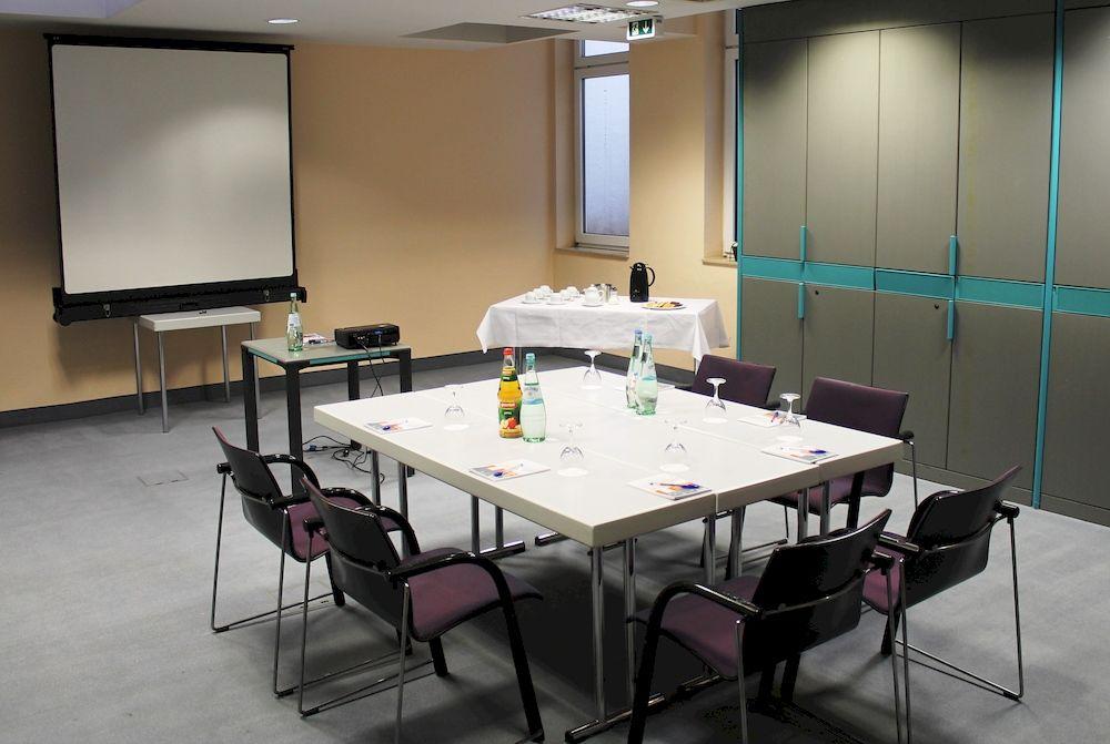 Sala de Reuniones Mercure Hotel Stuttgart Zuffenhausen