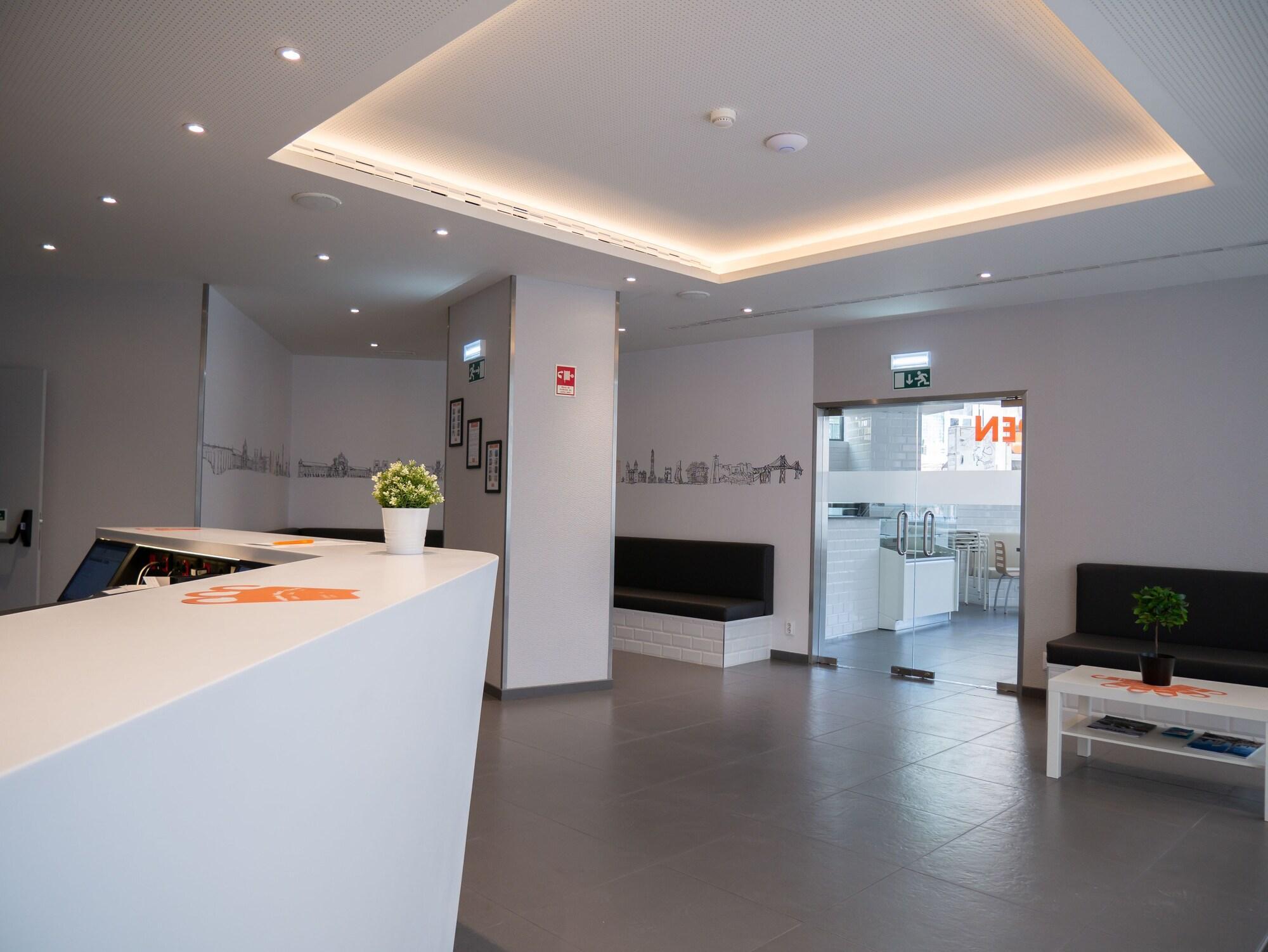Bar/Salón easyHotel Lisbon