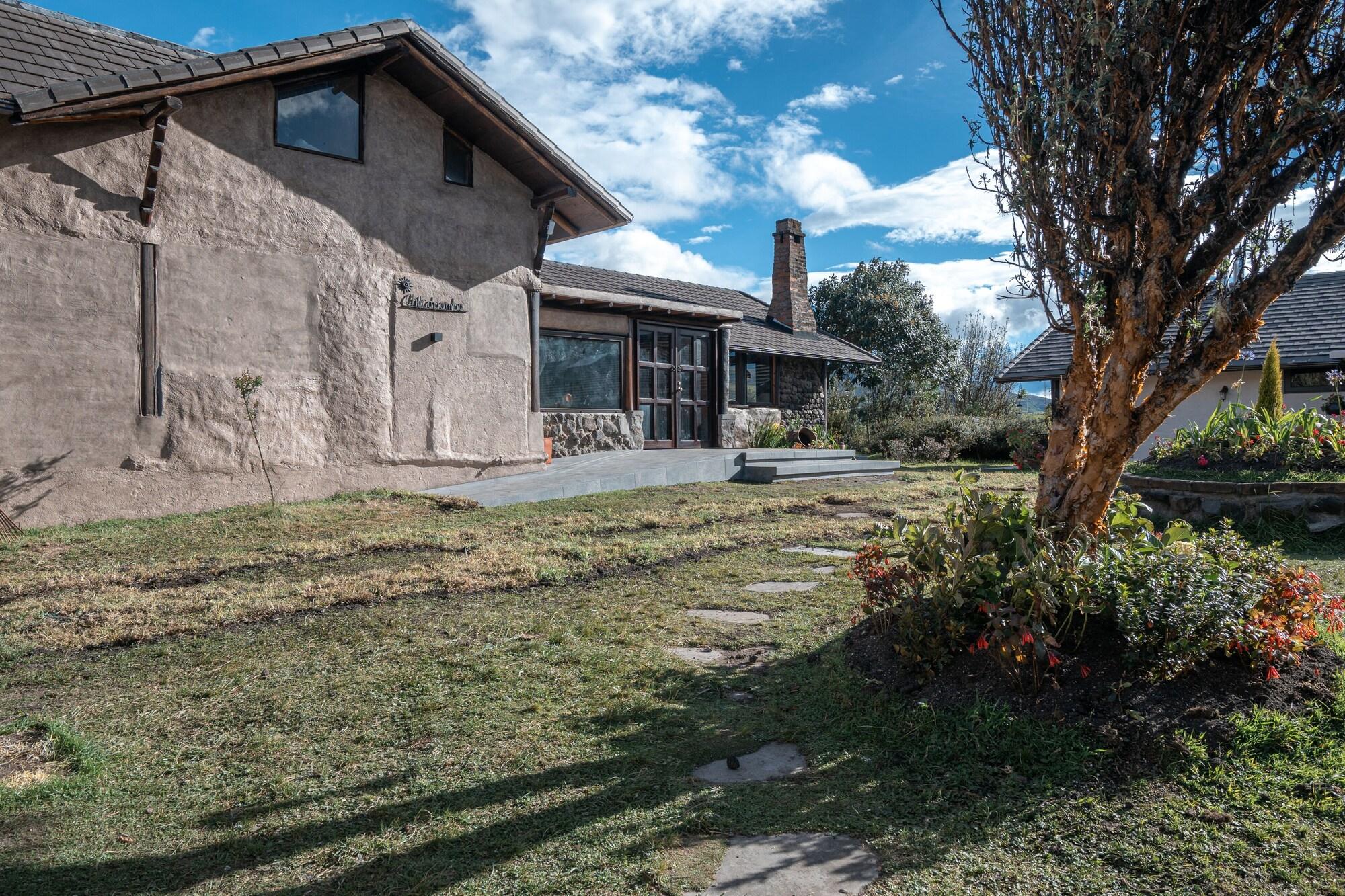 Varios Chilcabamba Lodge