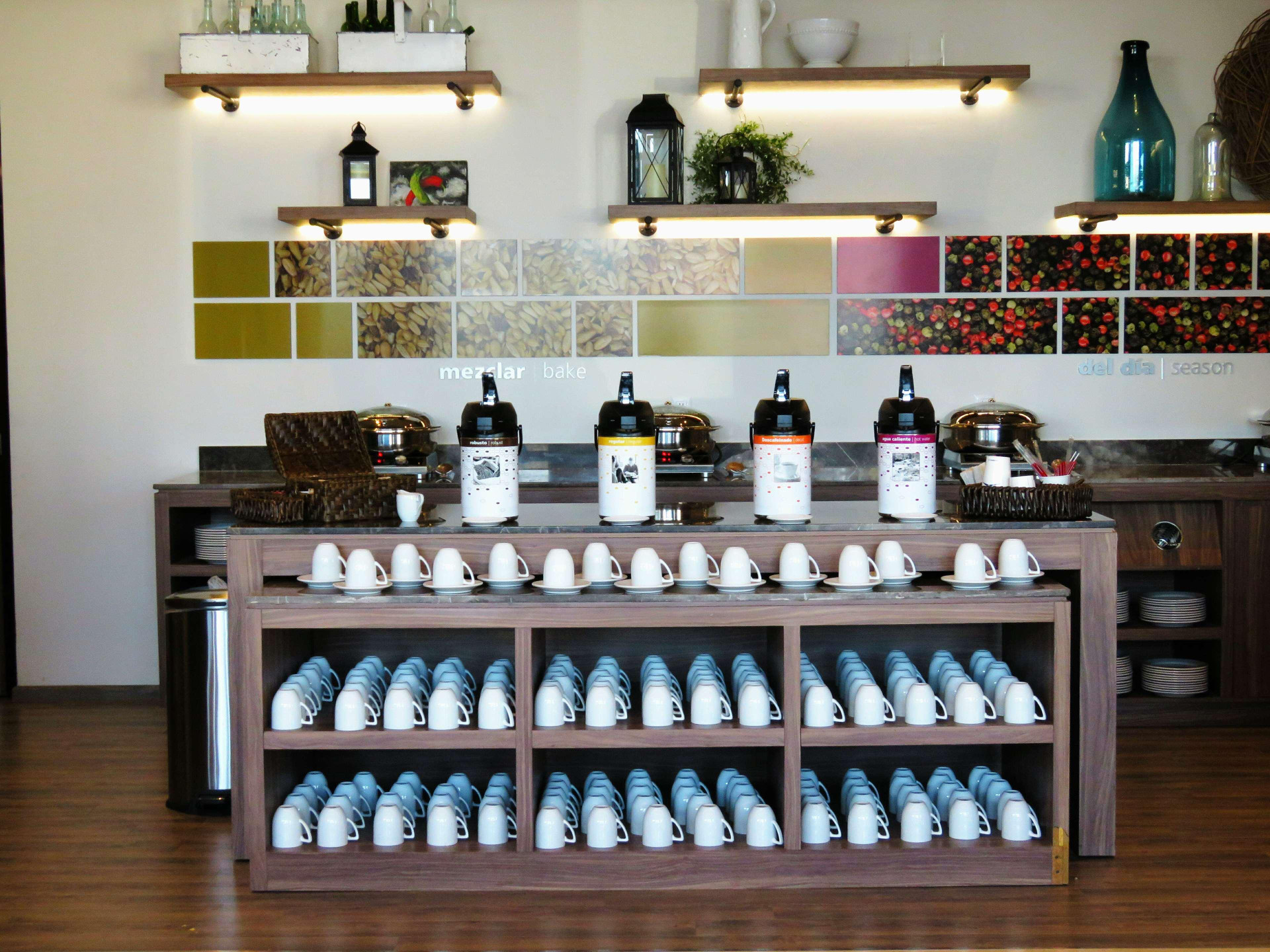 Restaurant Hampton Inn by Hilton Celaya
