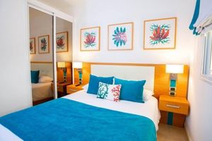 Alquiler Vacacional - Ocean beach & pool, stunning 2 Bed, 2 Bathroom cozy apartment -gated secure area