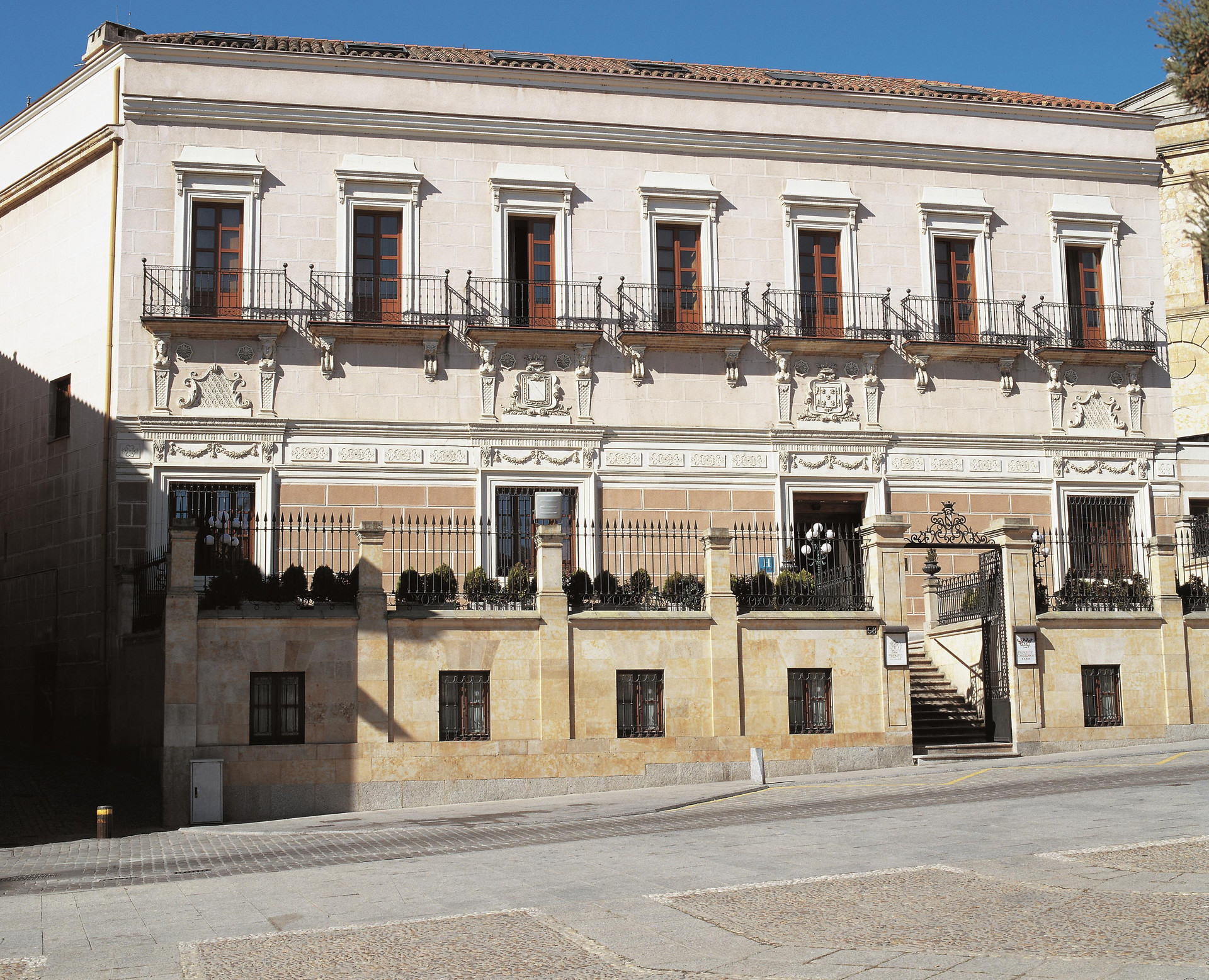 Vista Exterior NH Collection Salamanca Palacio de Castellanos