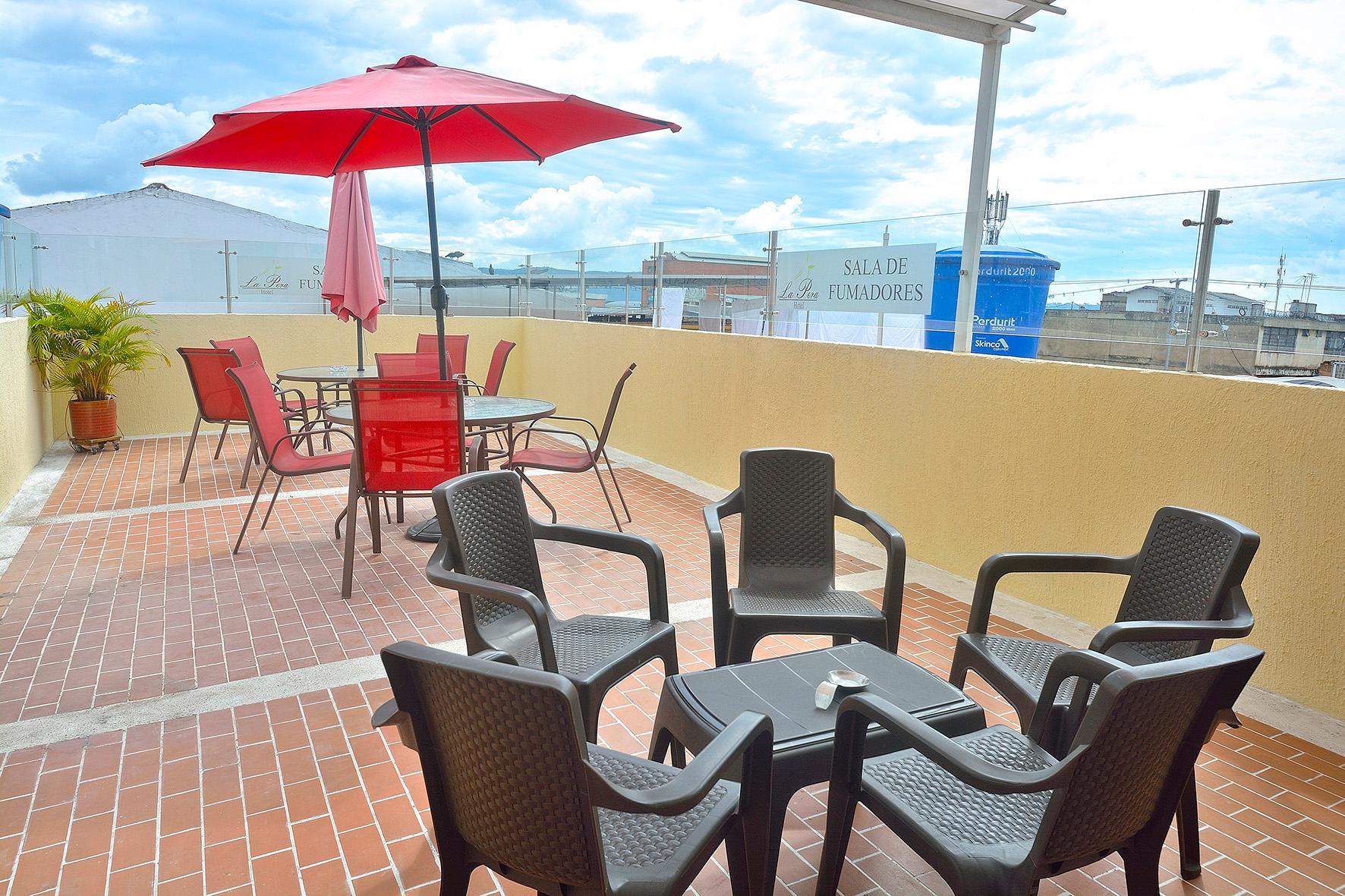 Balcón, patio o terraza La Pera Hotel