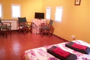 Alquiler Vacacional - Rural house (full rental) the cliffs of gredos for 10 people