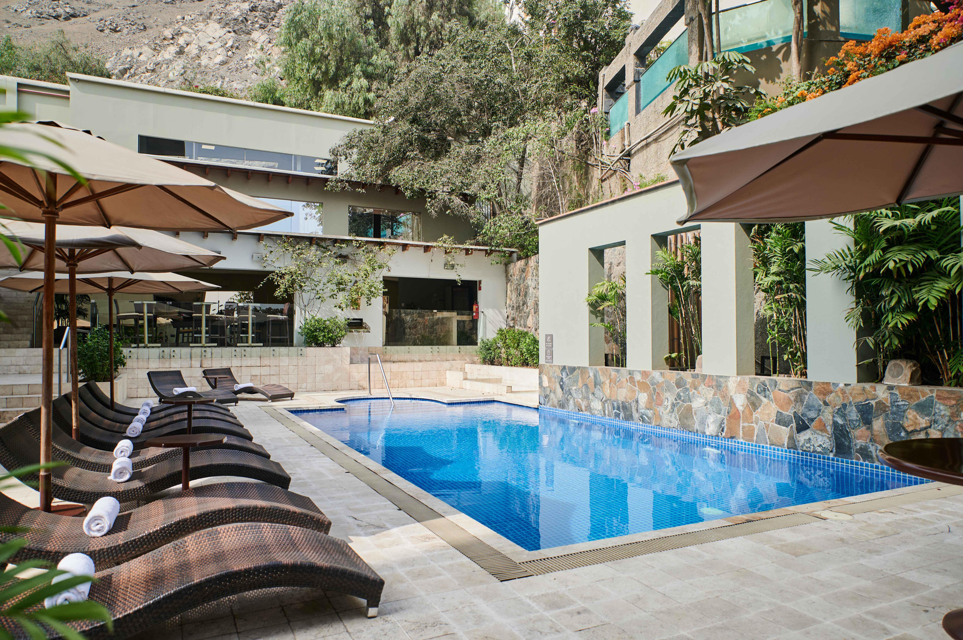 Vista Piscina Casa Andina Premium Golf Los Incas