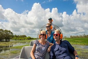 Actividad - Descubrimiento de los humedales del río Mary en aerodeslizador y helicóptero con crucero y almuerzo