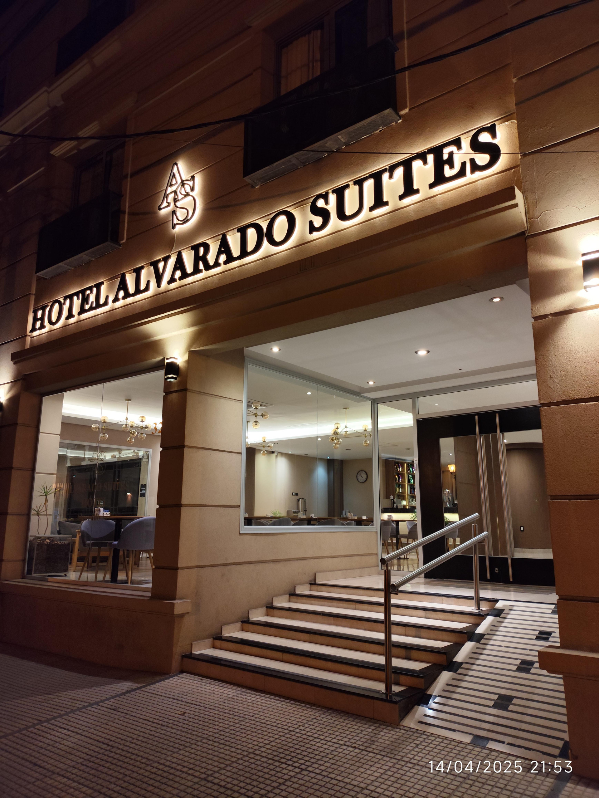Vista Exterior Hotel Alvarado Suite