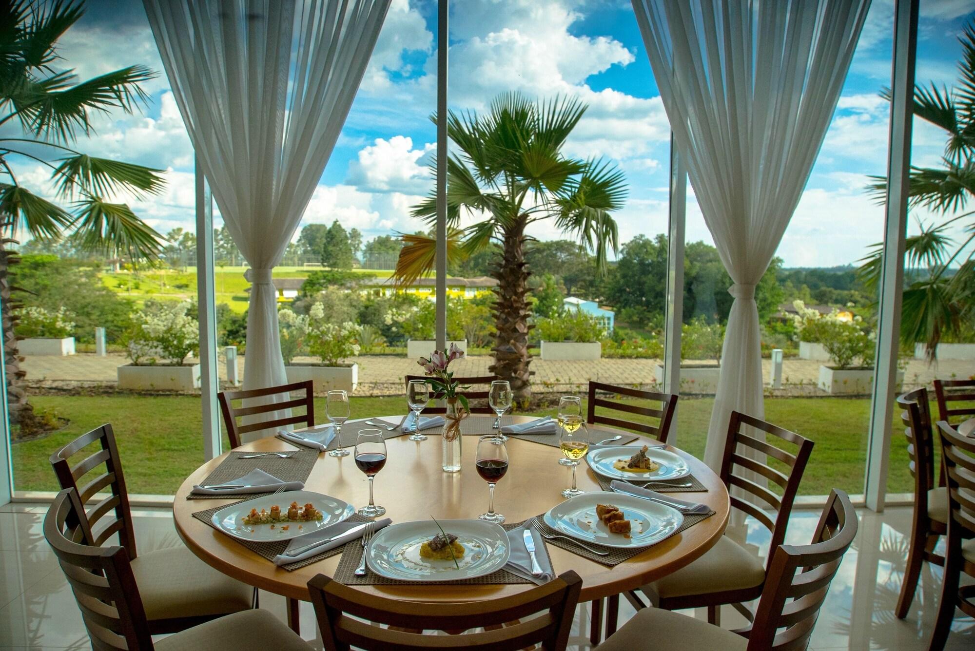 Restaurant Oto Hotel Convention & SPA