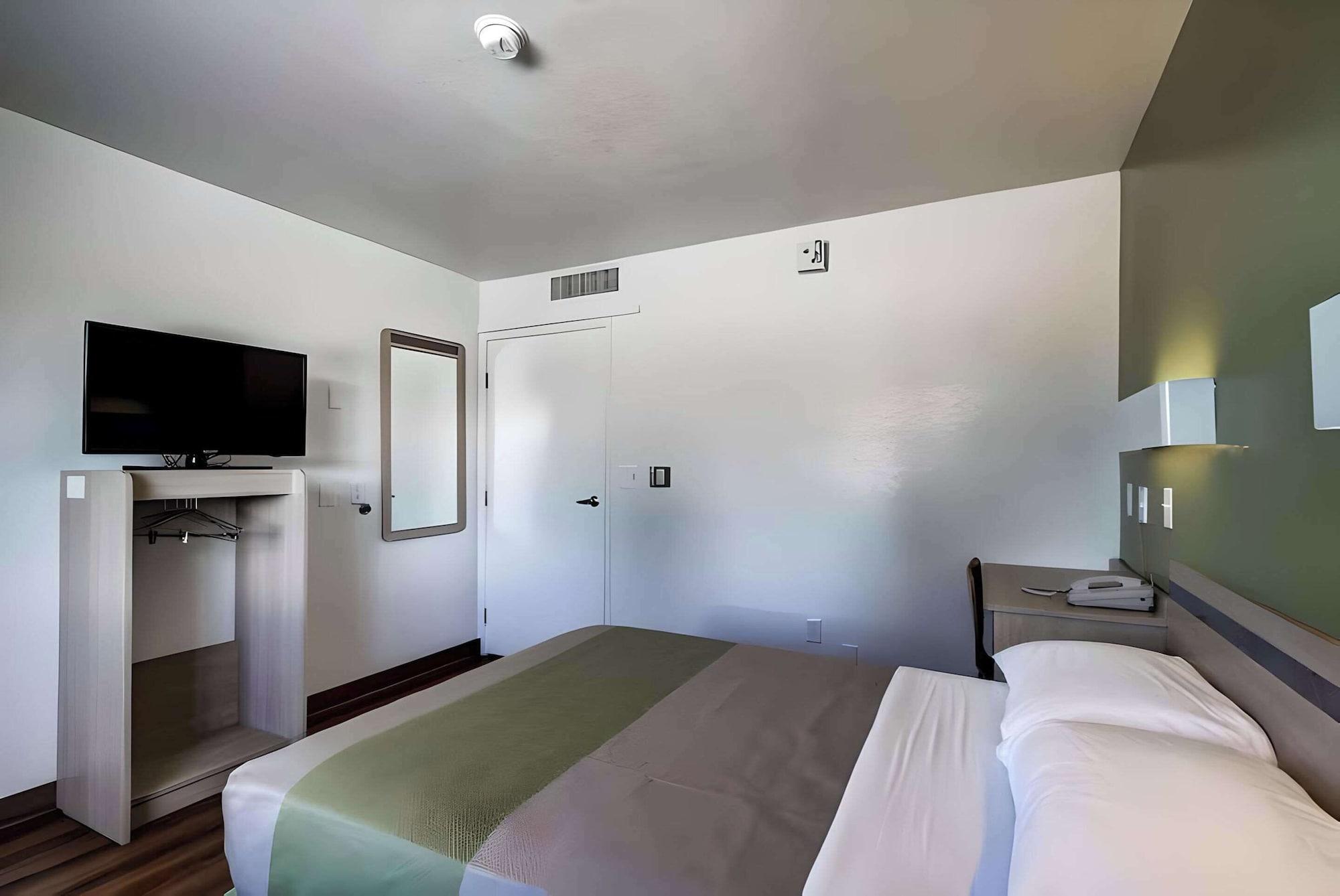 Habitación Econo Lodge Midvale