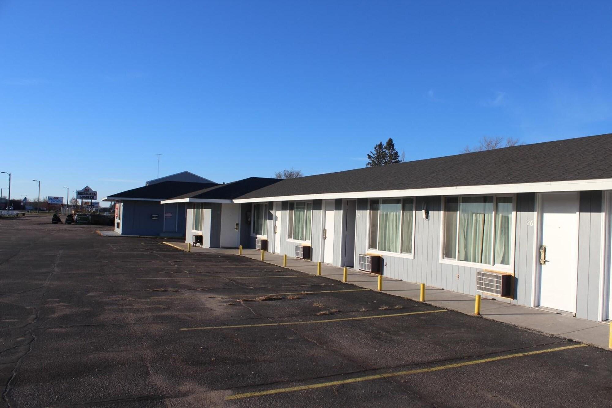 Vista Exterior Eastwood Inn Of Wadena