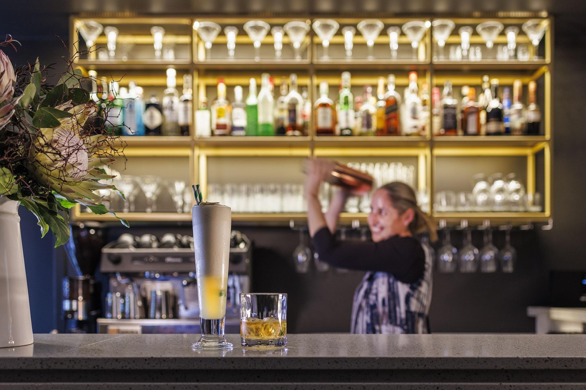 Bar/Salón Hidden Lake Hotel and Apartments