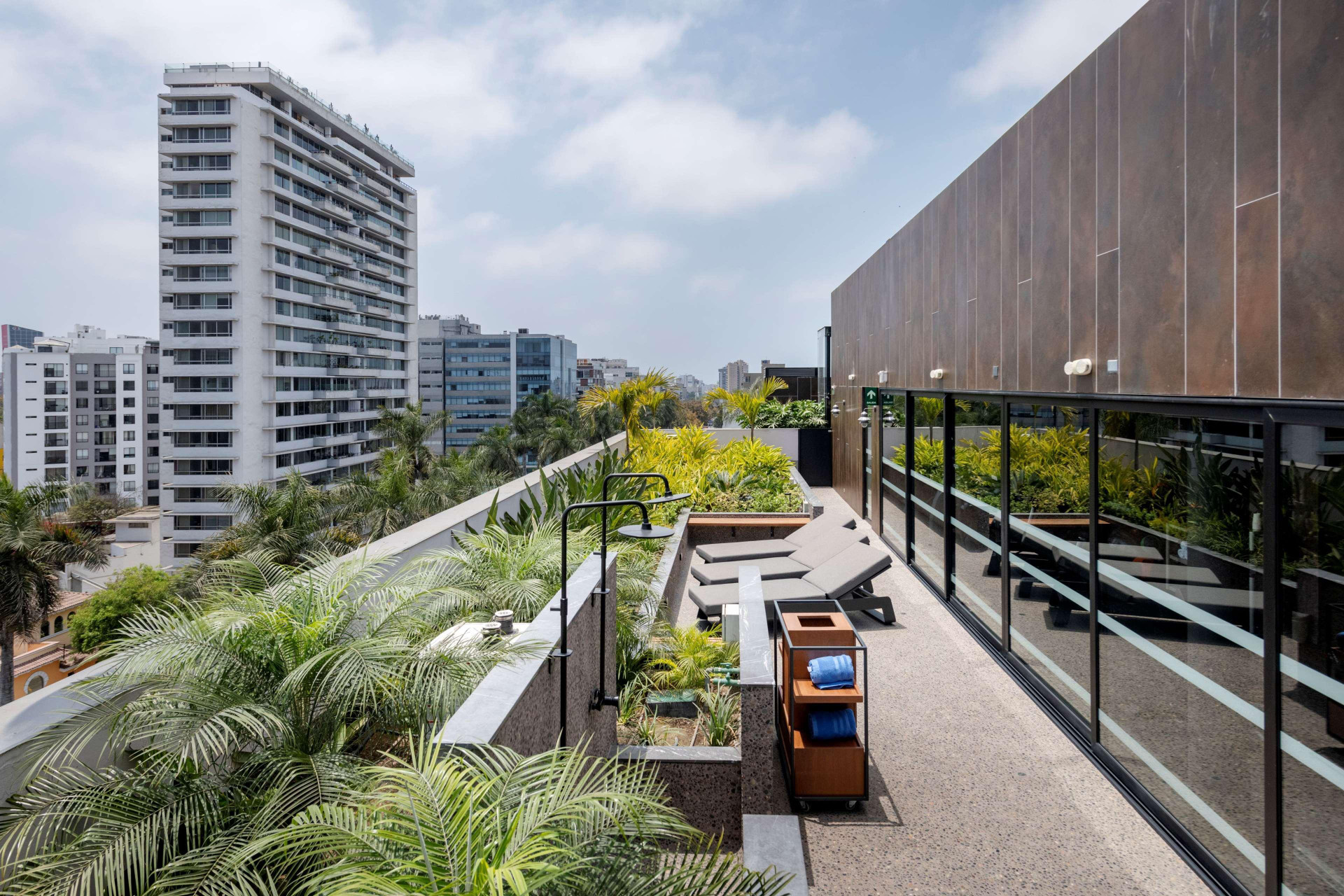 Vista Exterior Doubletree By Hilton Lima San Isidro