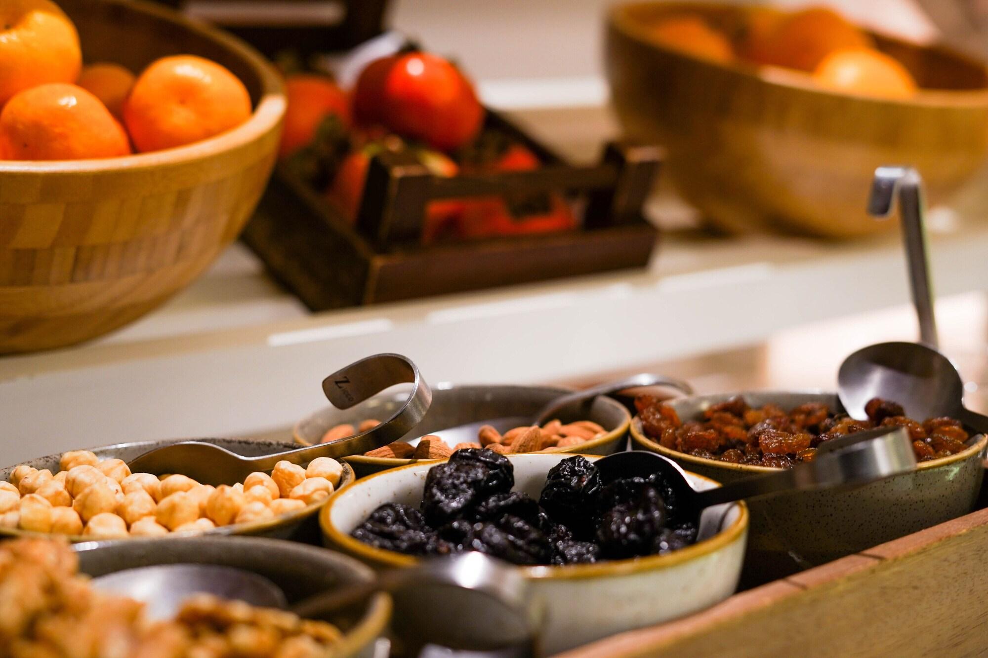 Restaurant YOTELAIR Istanbul Airport AIRSIDE