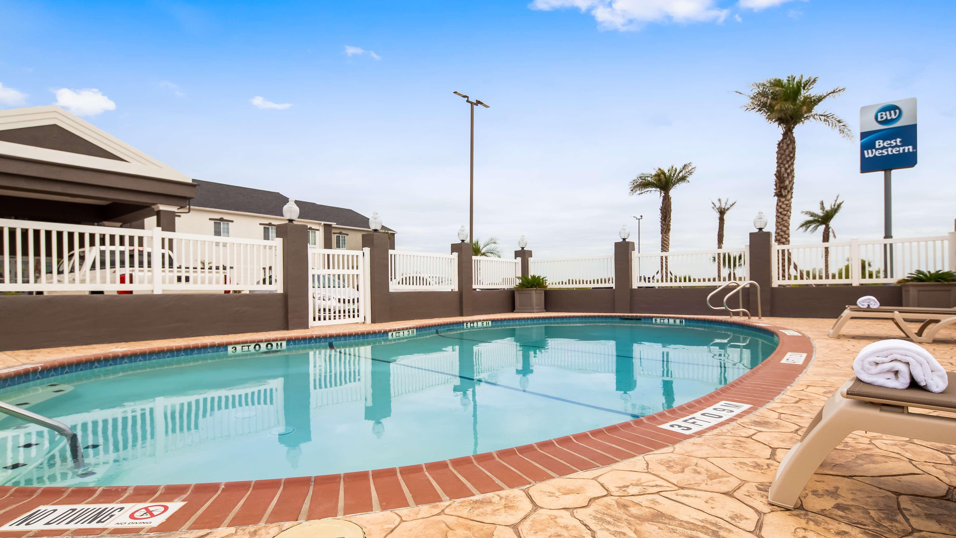 Vista Piscina Best Western Refugio Inn