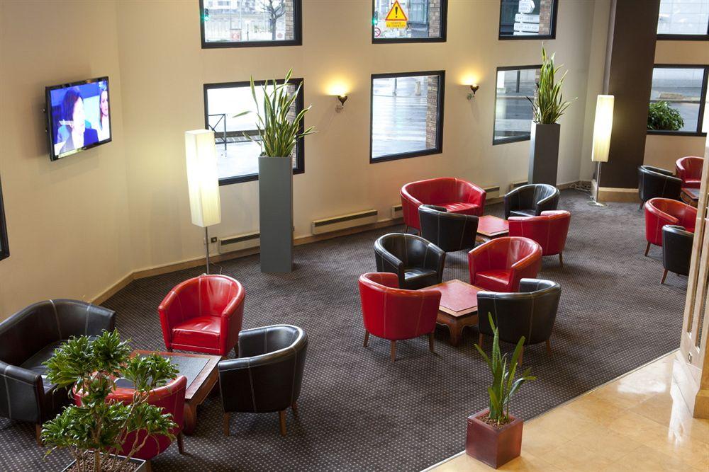 Vista Lobby Hotel Apogia Paris
