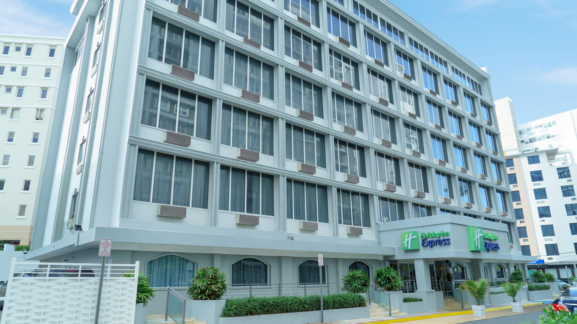 Vista Exterior Holiday Inn Express San Juan Condado by IHG