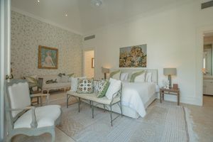 Alquiler Vacacional - Unique Lake-front 10-bedroom Mansion in Most Luxurious Resort of the Caribbean