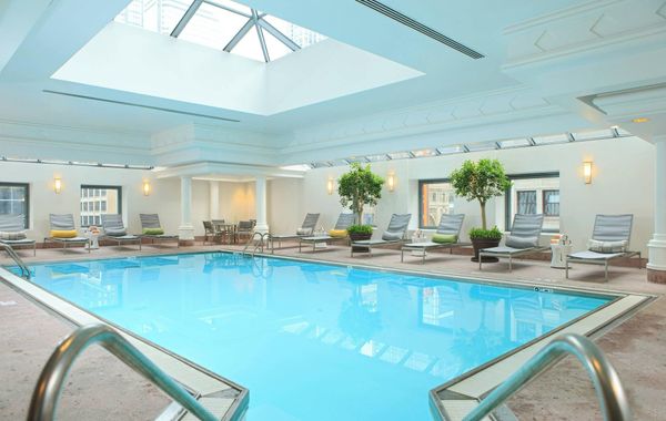 Renaissance Chicago Downtown Hotel