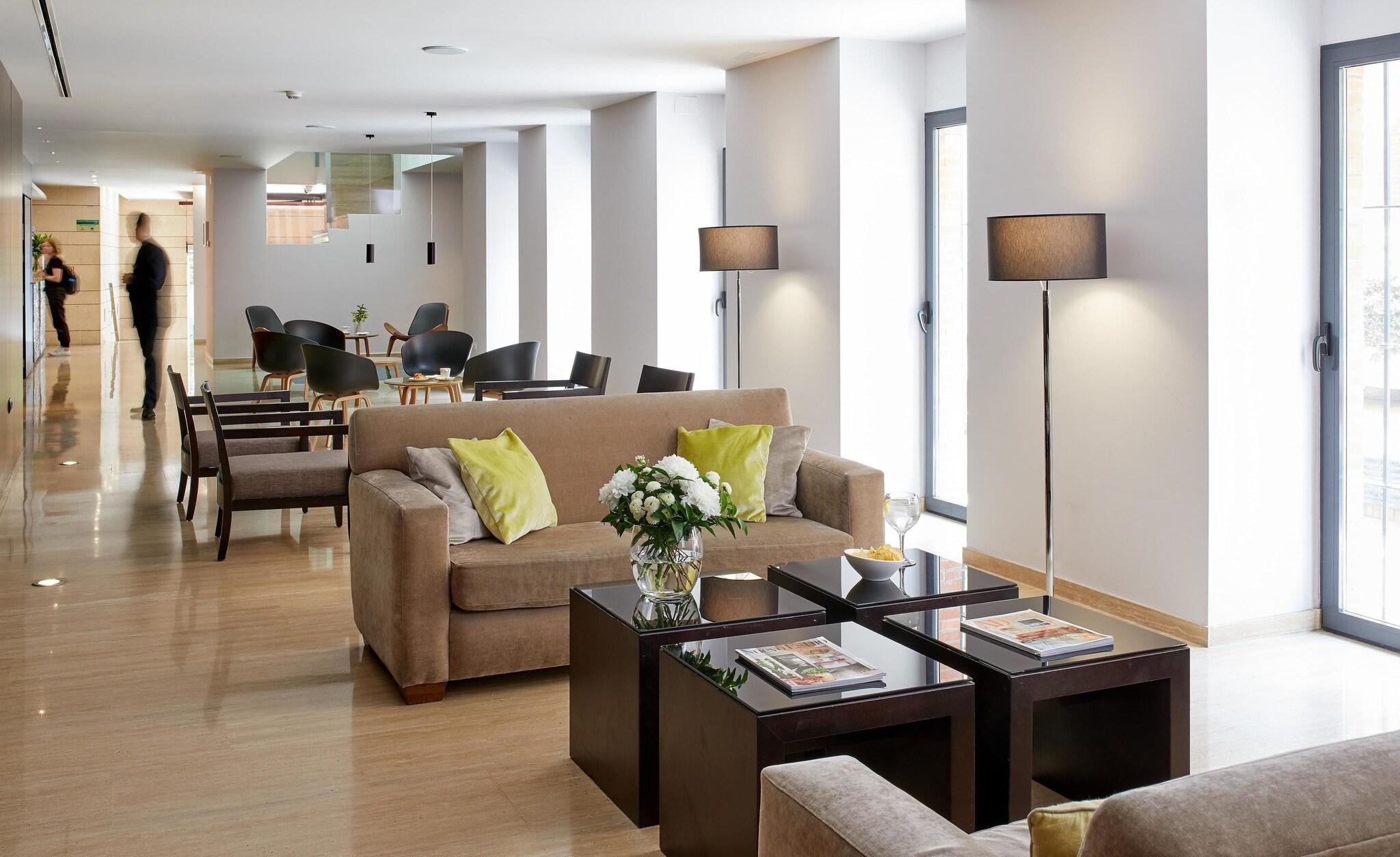 Vista Lobby Hotel Rey Alfonso X
