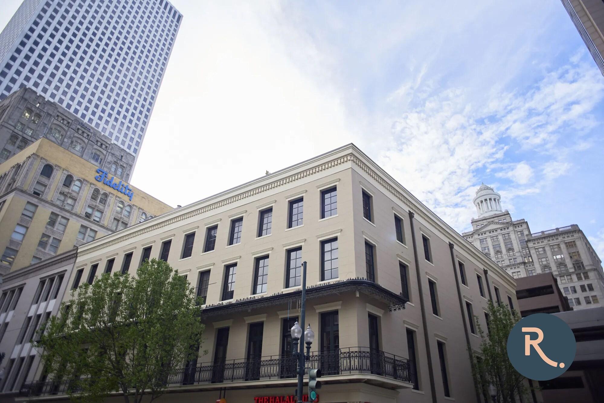 Varios Roami at St. Charles