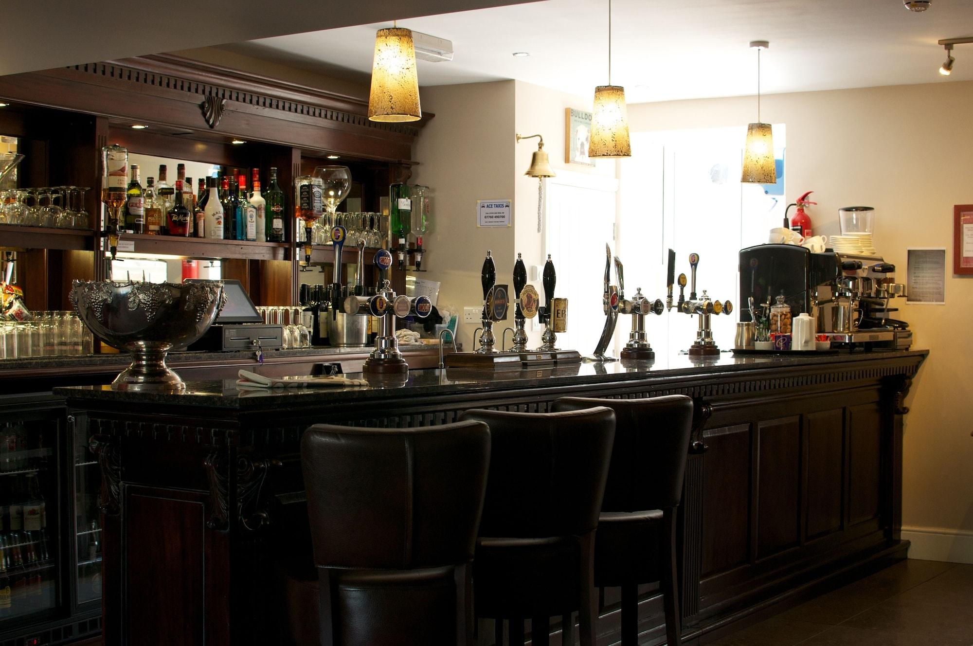 Bar/Salón The Three Horseshoes Hotel