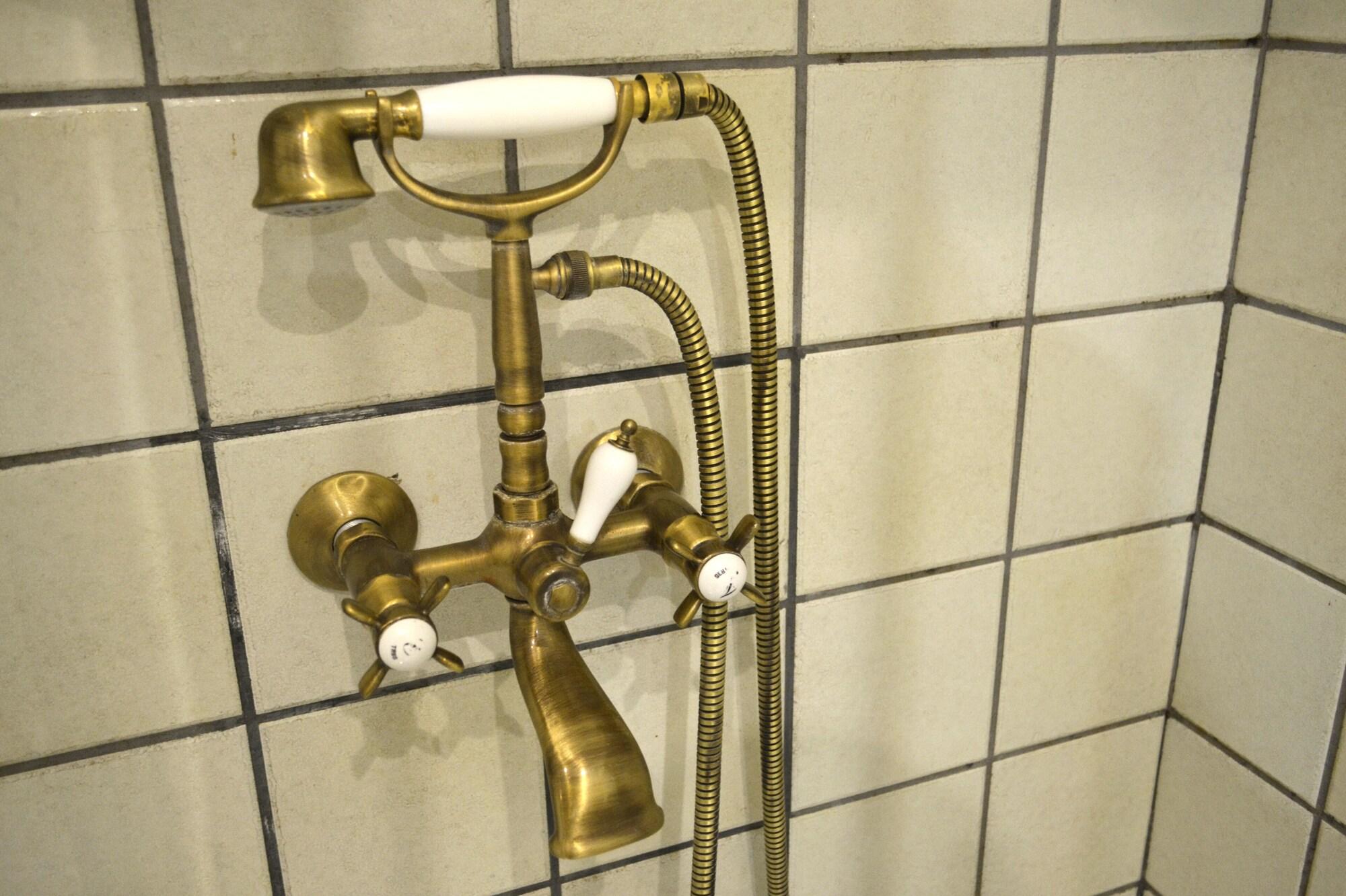 Equipamiento de Habitación Hotel Alda Vía León